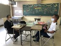 講義を受ける三浦実習生